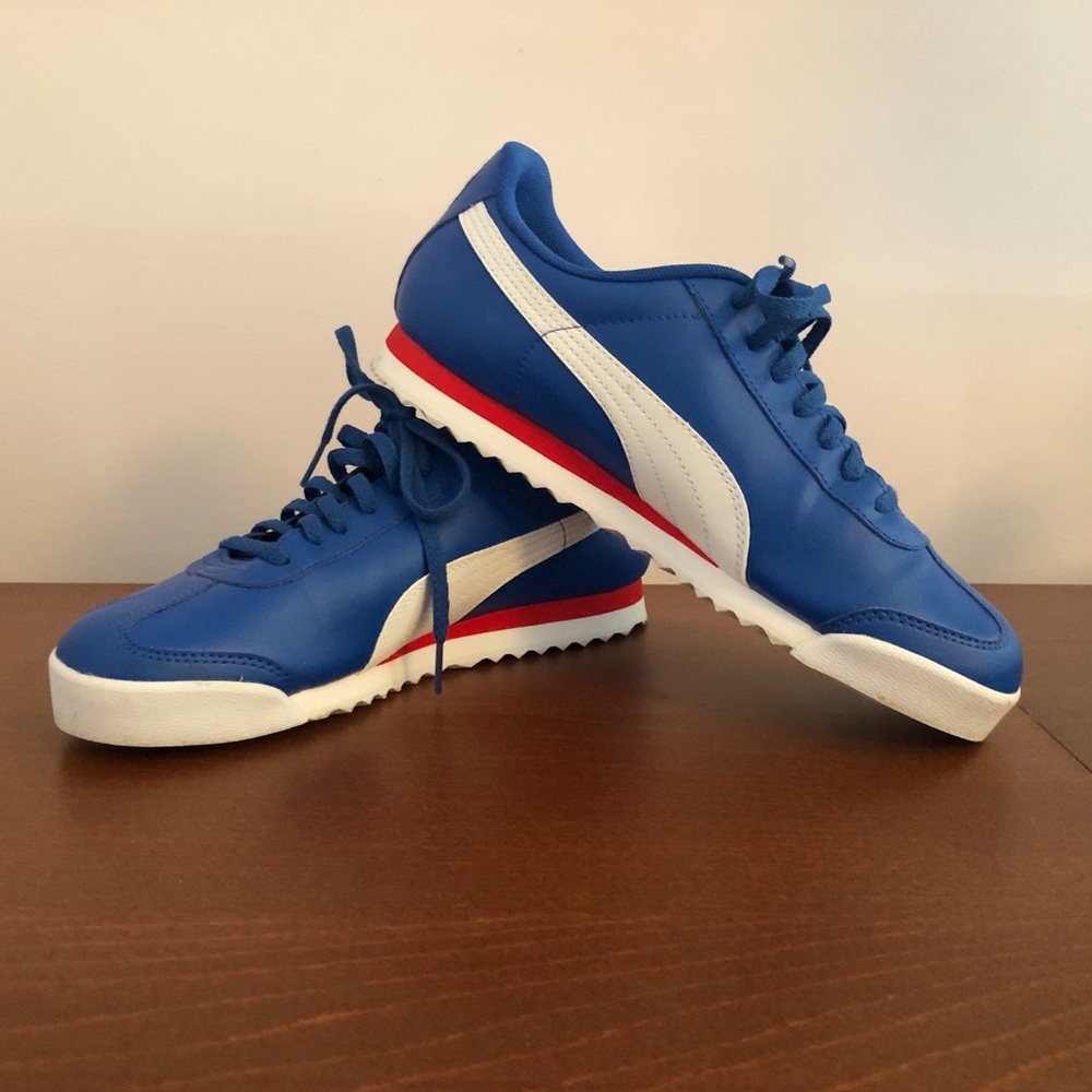 Retro Blue and Red Roma Puma sneakers